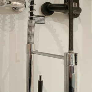 Monocomando de cocina flexible modelo CHEF